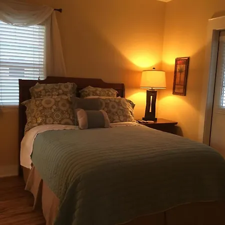 Mills Seaview Cottage By Forehand Rentals